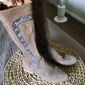 Born brown suede leather knee high boots